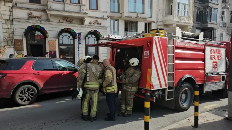 Beyoğlu’nda otelde yangın paniği –  Ankara Haber